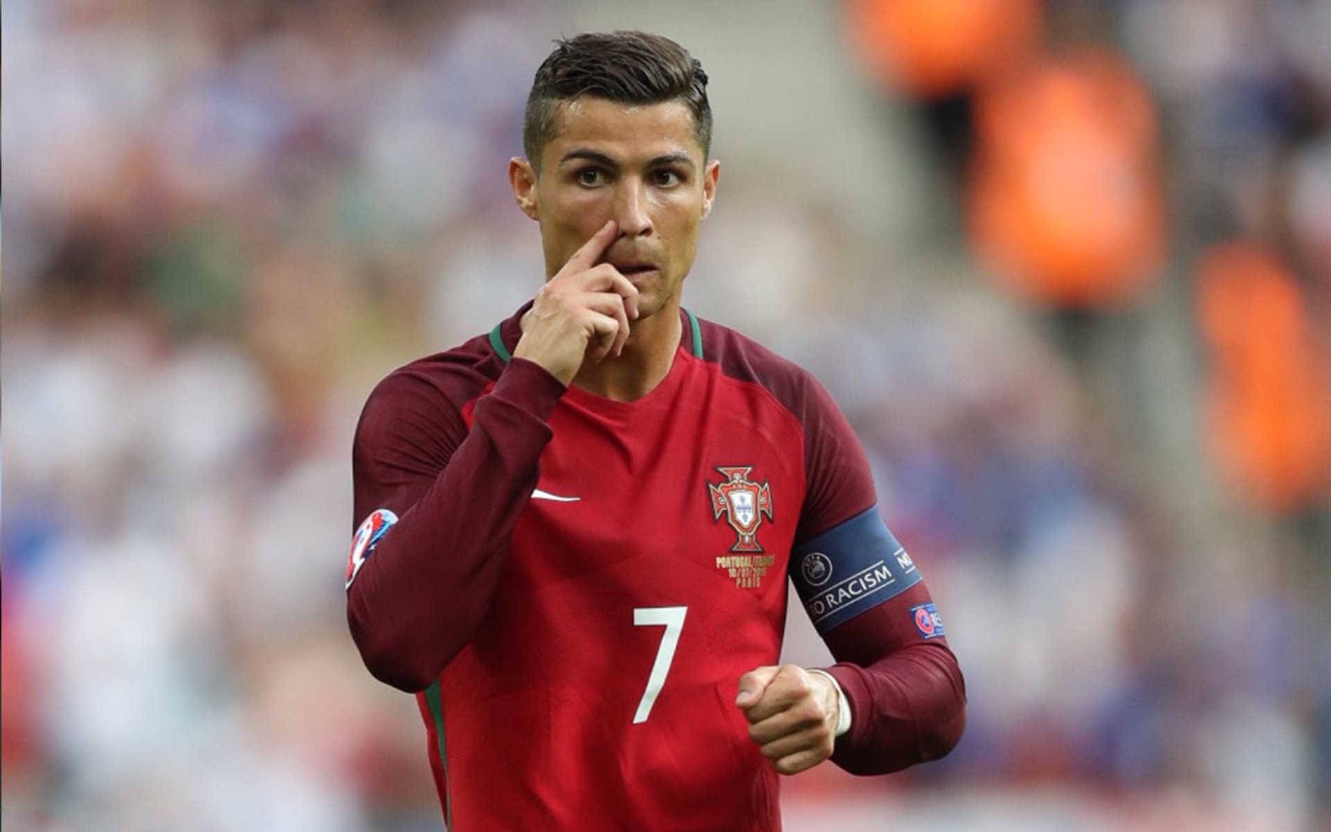 九游官网-中国足球国家队加强防守反击战术训练，足球 防守反击